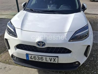 Usado Toyota Yaris Cross Active 116 CV (85 kW) 2022 Blanco SUV