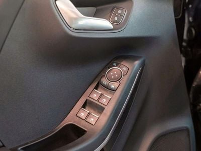 Negro Usado 2023 Ford Puma ST-Line X | 27.280 €