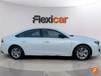 Usado Peugeot 508 Active 130 CV (95 kW) 2021 Blanco