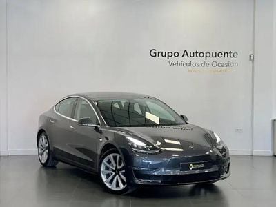 Begagnad Tesla Model 3 350 kW (476 HK) 2020 Grå Sedan