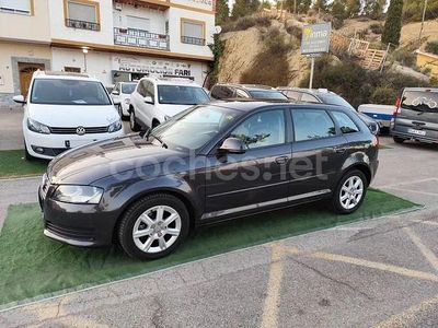 Negro Usado 2009 Audi A3 Ambiente Berlina | 7800 € (Precio justo)