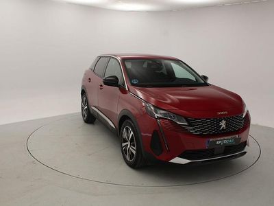 Usado Peugeot 3008 Allure 131 CV (96 kW) 2021 Rojo SUV