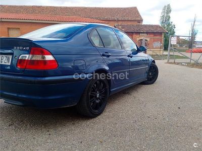 Usado BMW 330 Sport Line 184 CV (135 kW) 2002 Azul Berlina