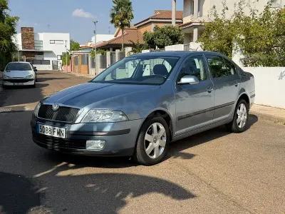 Usado Skoda Octavia Active 105 CV (77 kW) 2007 Azul Berlina