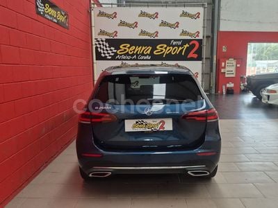 Mercedes B200