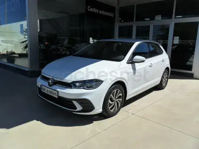 Usado VW Polo Life 95 CV (69 kW) 2023 Blanco Utilitario