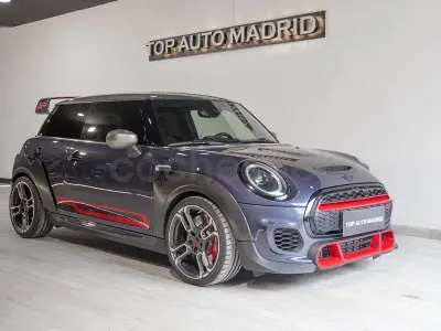Usado Mini John Cooper Works 306 CV (225 kW) 2020 Gris / plata Utilitario