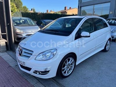 Mercedes B180