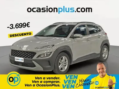 Usado Hyundai Kona 120 CV (88 kW) 2023 Gris / plata SUV