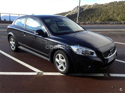 Usado Volvo C30 Momentum 109 CV (80 kW) 2011 Negro Utilitario