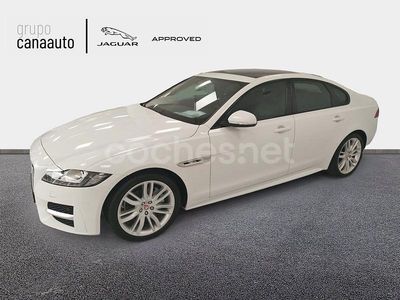 Usado Jaguar XF R-Sport 180 CV (132 kW) 2016 Blanco Berlina