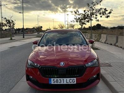 Rojo Usado 2019 Skoda Scala Ambition Utilitario | 15.200 € (Un poco caro)