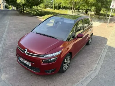 Usado Citroën Grand C4 Picasso Intensive 150 CV (110 kW) 2014 Granate Monovolumen