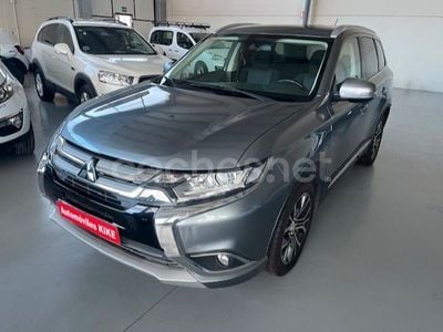 Gris / plata Usado 2016 Mitsubishi Outlander Motion SUV | 16.000 € (Caro)