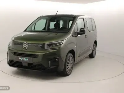 Usado Citroën Berlingo 102 CV (75 kW) 2025 Verde Monovolumen
