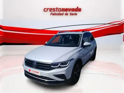 Usado VW Tiguan Life 150 HP (110 kW) 2022 Branco SUV