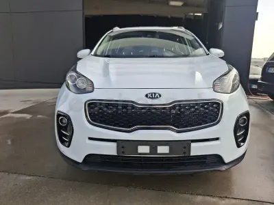 Usado Kia Sportage 115 CV (84 kW) 2016 Blanco SUV