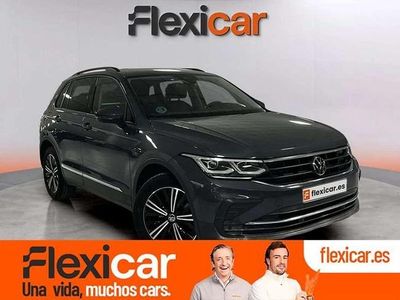 Usado VW Tiguan Life 122 CV (89 kW) 2022 Gris SUV