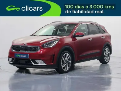 Usado Kia Niro 105 CV (77 kW) 2018 Rojo SUV