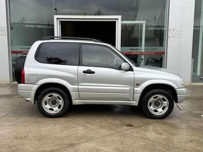 Plateado Usado 2005 Suzuki Grand Vitara SUV | 12.999 €