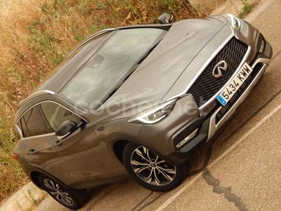 Infiniti QX30