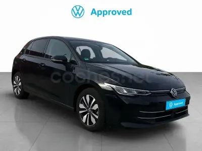 Usado VW Golf VIII Life 116 CV (85 kW) 2025 Negro Berlina
