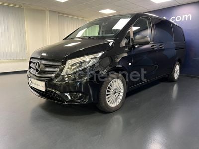 Mercedes V220