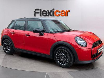 Usado Mini Cooper 114 kW (156 CV) 2025 Rojo Utilitario
