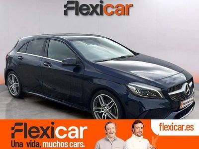 Usado Mercedes A180 AMG line 109 CV (80 kW) 2017 Azul