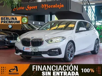Usado BMW 116 Shadowline 116 CV (85 kW) 2021 Blanco Utilitario