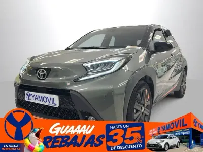 Usado Toyota Aygo X Edition 72 CV (52 kW) 2022 Verde SUV