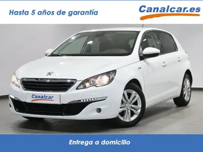 Usado Peugeot 308 Style 100 CV (73 kW) 2017 Blanco Berlina