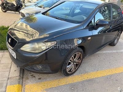 Gris / plata Usado 2008 Seat Ibiza Reference Berlina | 3900 € (Precio justo)