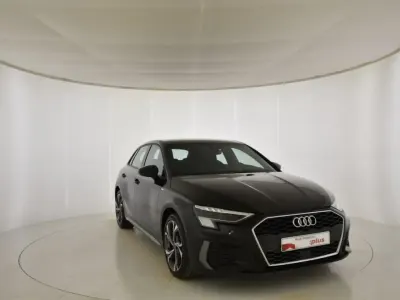 Usado Audi A3 150 CV (110 kW) 2022 Azul Berlina