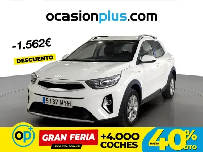 Usado Kia Stonic 79 CV (58 kW) 2025 Blanco SUV