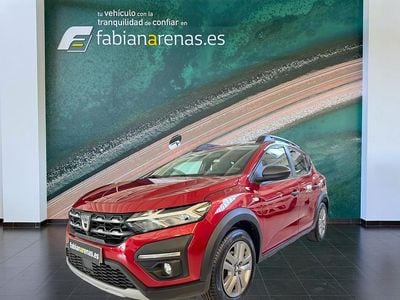 Usado Dacia Sandero Essentiel 91 CV (66 kW) 2022 Rojo Utilitario