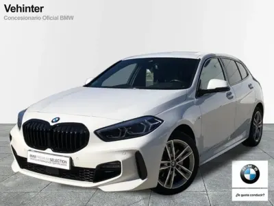 Usado BMW 118 Comfort Edition 150 CV (110 kW) 2023 Blanco Utilitario