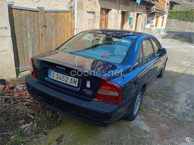 Usado Volvo S80 140 CV (102 kW) 1999 Verde Berlina
