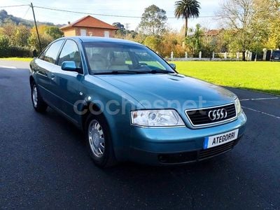 Azul Usado 2002 Audi A6 Premium Berlina | 2499 € (Super precio)