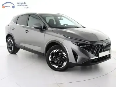 Usado Nissan Qashqai N-Connecta 140 CV (102 kW) 2025 Gris SUV
