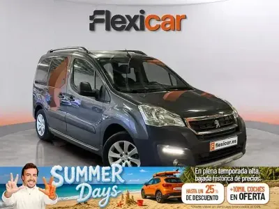 Usado Peugeot Partner Tepee Active 110 CV (80 kW) 2016 Gris Monovolumen