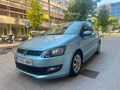 Usado VW Polo Advance 75 CV (55 kW) 2012 Azul Utilitario