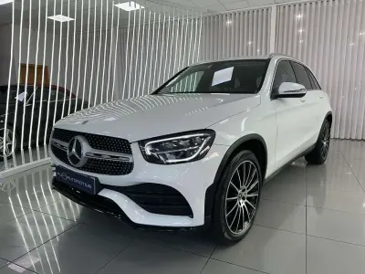 Używany Mercedes GLC220 193 KM (141 kW) 2022 Biały SUV