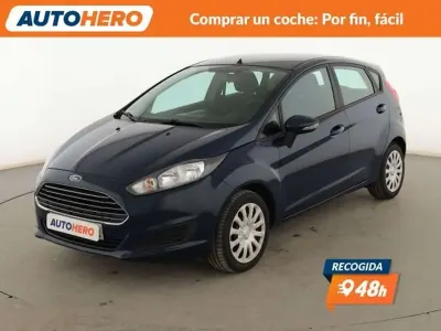 Usado Ford Fiesta Trend 75 CV (55 kW) 2015 Azul Utilitario