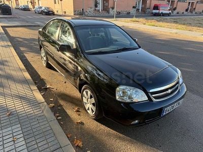 Usado Chevrolet Nubira SX 109 CV (80 kW) 2007 Negro Berlina
