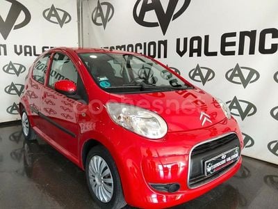 Rojo Usado 2011 Citroën C1 Attraction Utilitario | 4999 €