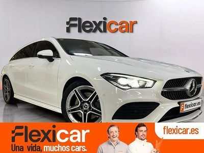 Usado Mercedes CLA200 Shooting Brake 150 CV (110 kW) 2020 Blanco Familiar