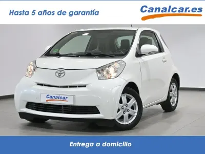 Usado Toyota iQ 68 CV (50 kW) 2010 Blanco Utilitario