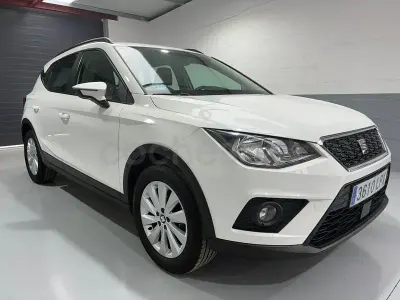Usado Seat Arona Style 95 CV (69 kW) 2020 Blanco SUV