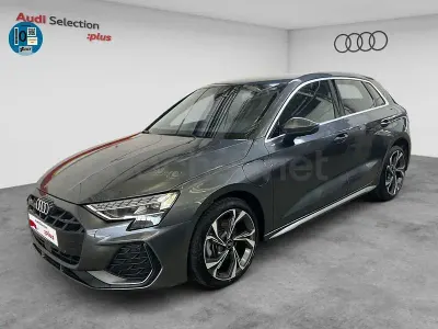 Usado Audi A3 S-Line 204 CV (150 kW) 2025 Gris / plata Berlina